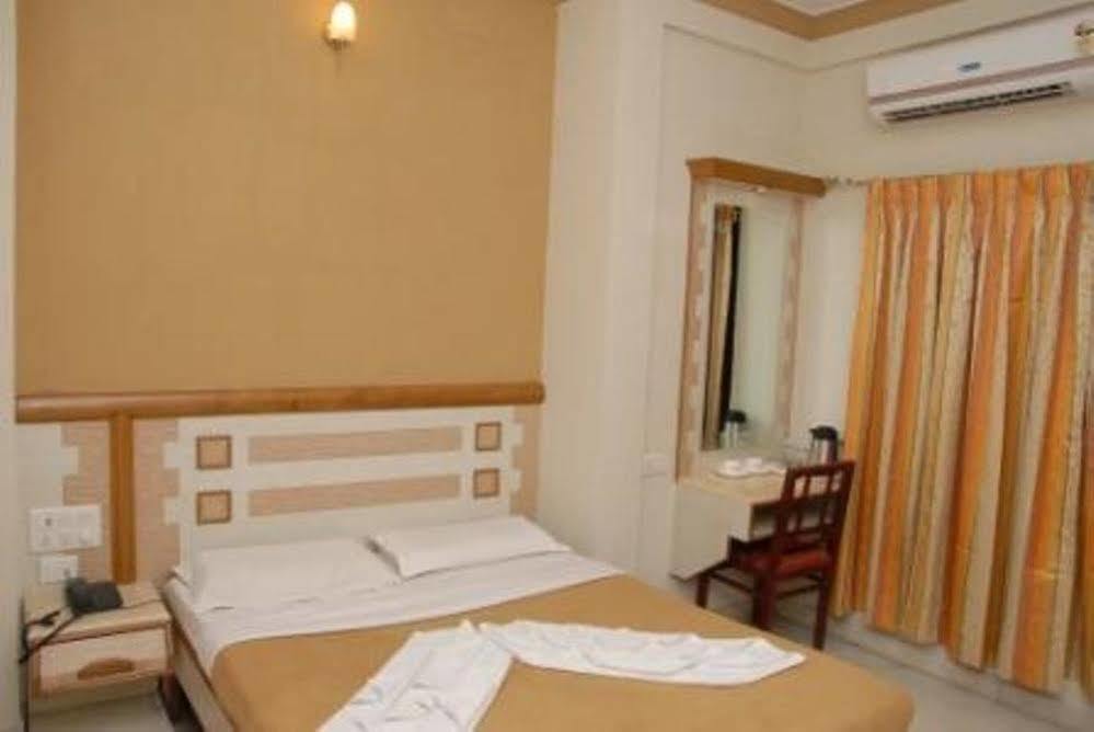 Hotel Manasa Paradise Bengalúr Exteriér fotografie